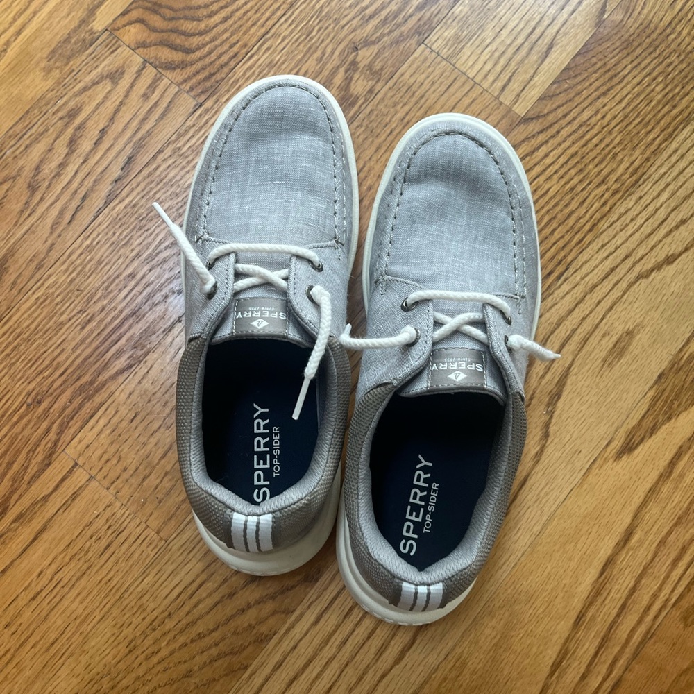 Sperry canvas shoes